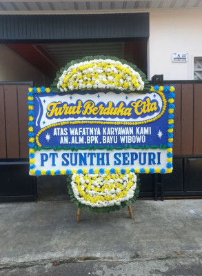 Papan Bunga Duka di Rongkop
